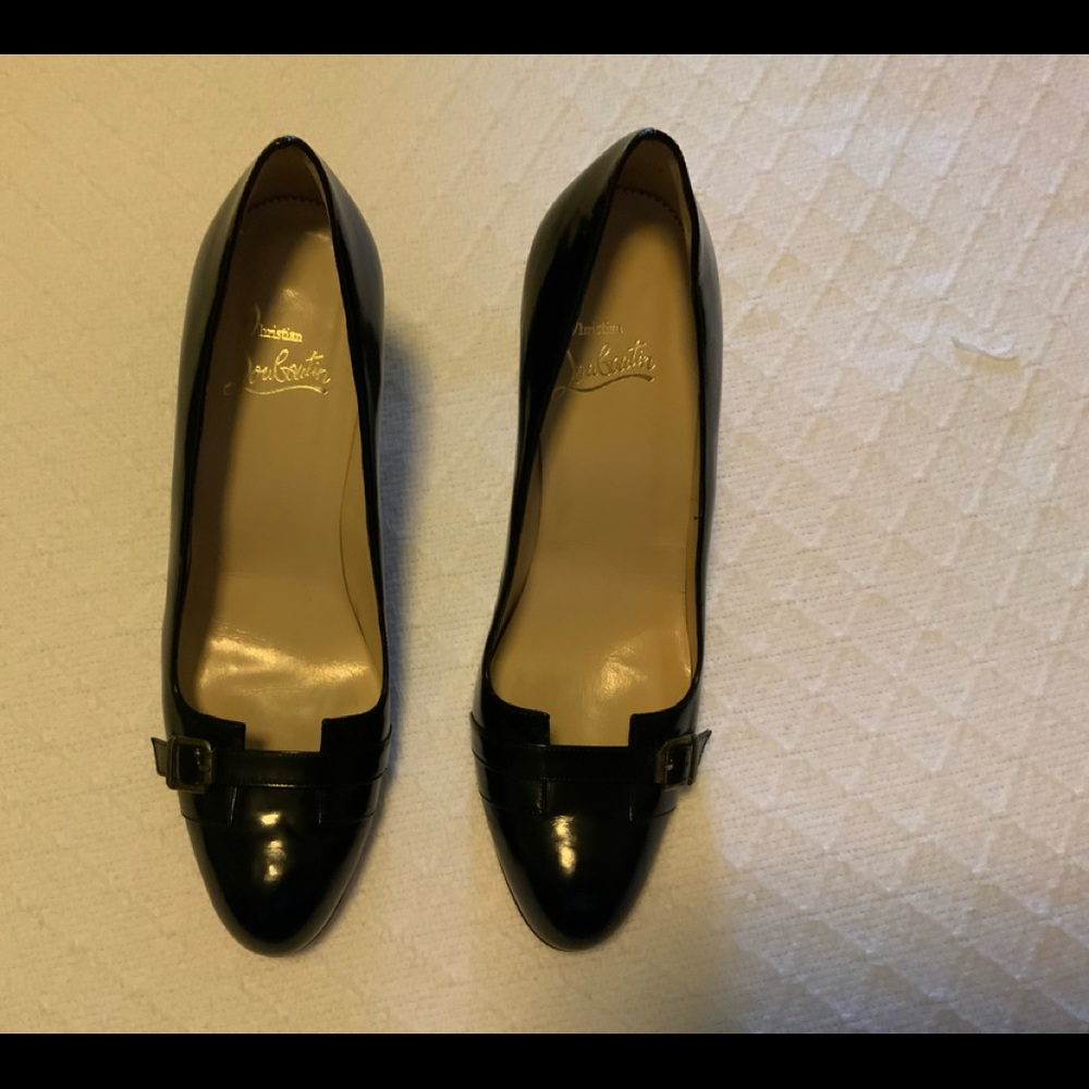 Christian Louboutin heels size 40 1/2